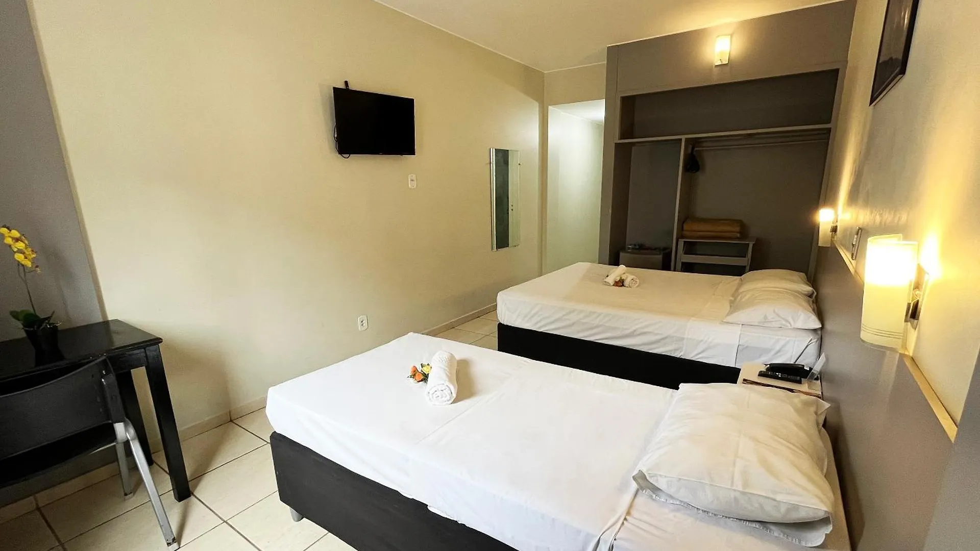 Riviera Hotel By Bsb Inn Brasilia 2*,